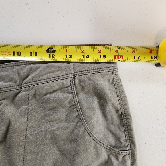 The North Face Gray Capri Cropped Pants Hiking Summer Outdoors Womens size 6 - Picture 9 of 11